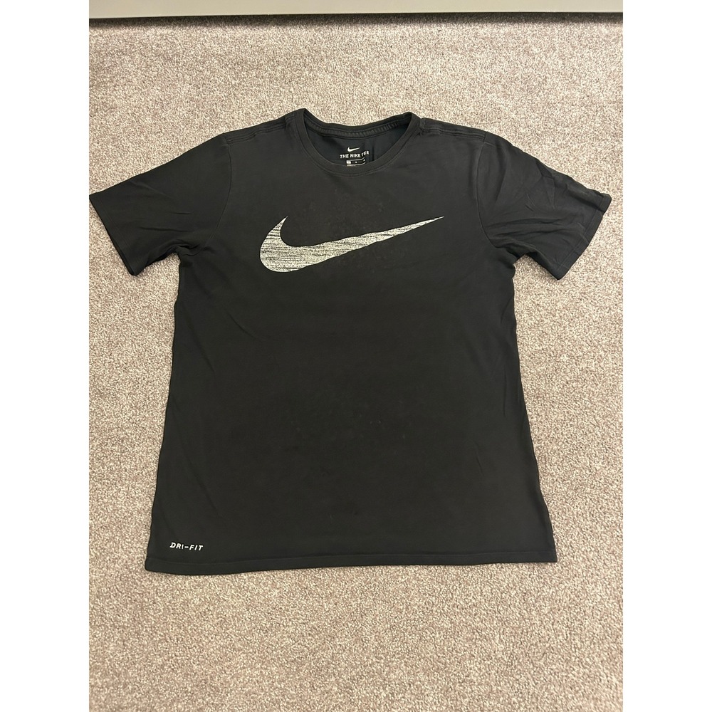 Nike Dri-FIT T-Shirt‎ Mens Medium Black Excellent Short Sleeve Swoosh Graphic
